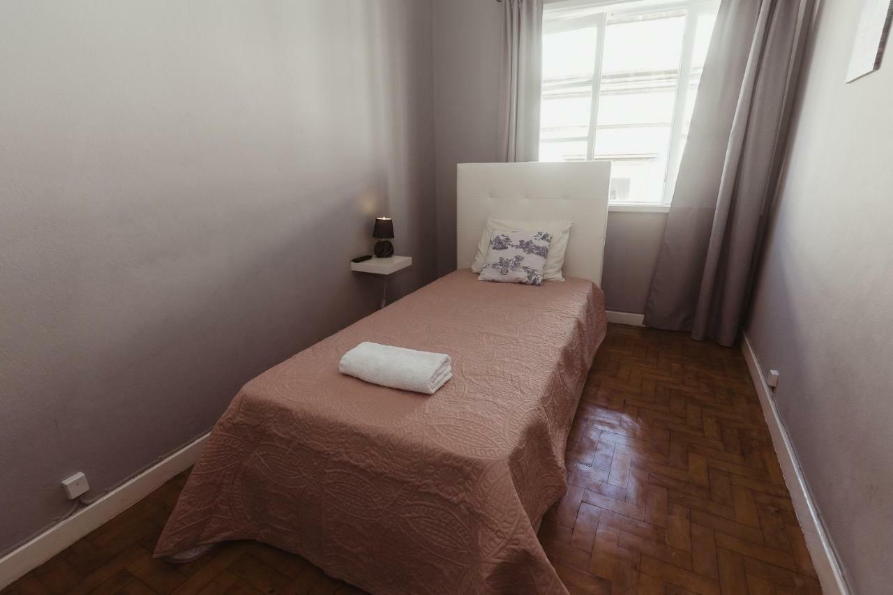 Brivaldo Guest House Angra do Heroismo Exterior photo